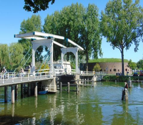 Amsterdam Windmill Tour - skinny bridge weesp